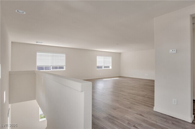 Building Photo - 10073 Icicle Rdg Ct