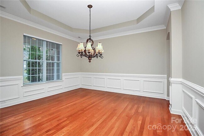 Building Photo - 311 Palmerston Ln