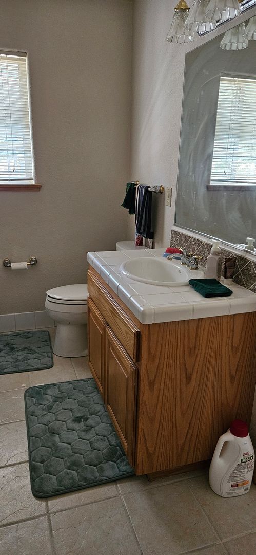 Building Photo - Large furnished mountain home walking distance to the river --- Available October 1