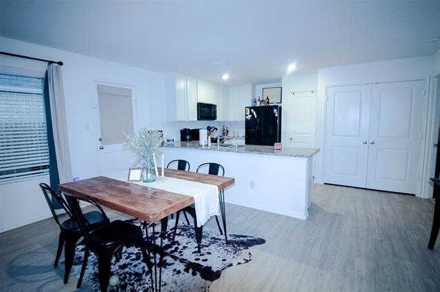 Building Photo - 15104 Bull Wagon Wy