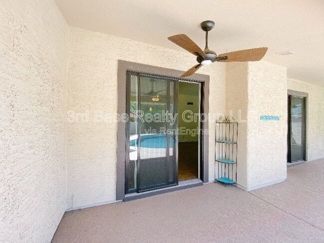 Building Photo - 15861 N 15th St