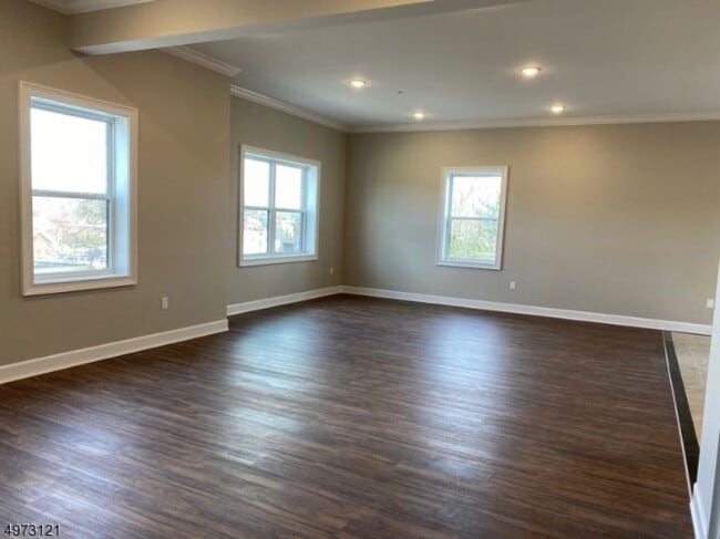 Building Photo - 190 South St