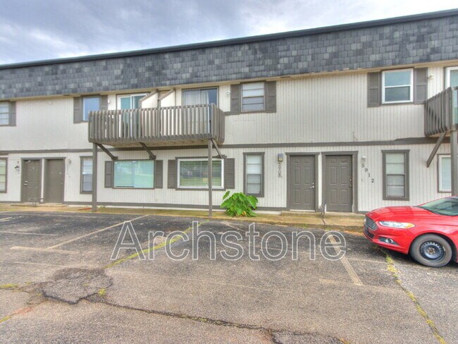 Building Photo - 5908 W Hefner Rd