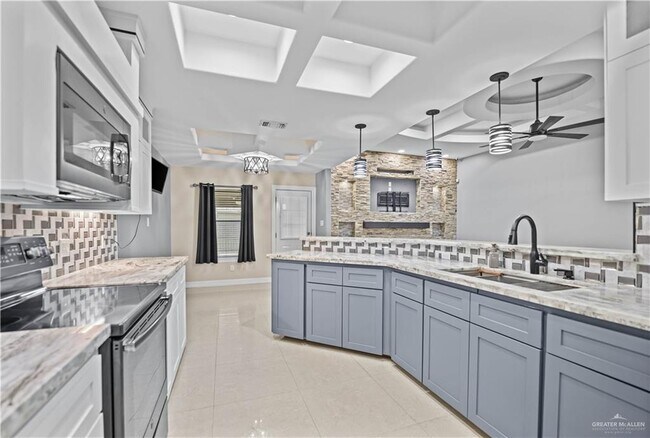 Building Photo - 26 N 45th St