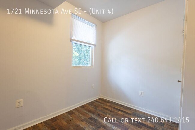 Building Photo - 1721 Minnesota Ave SE