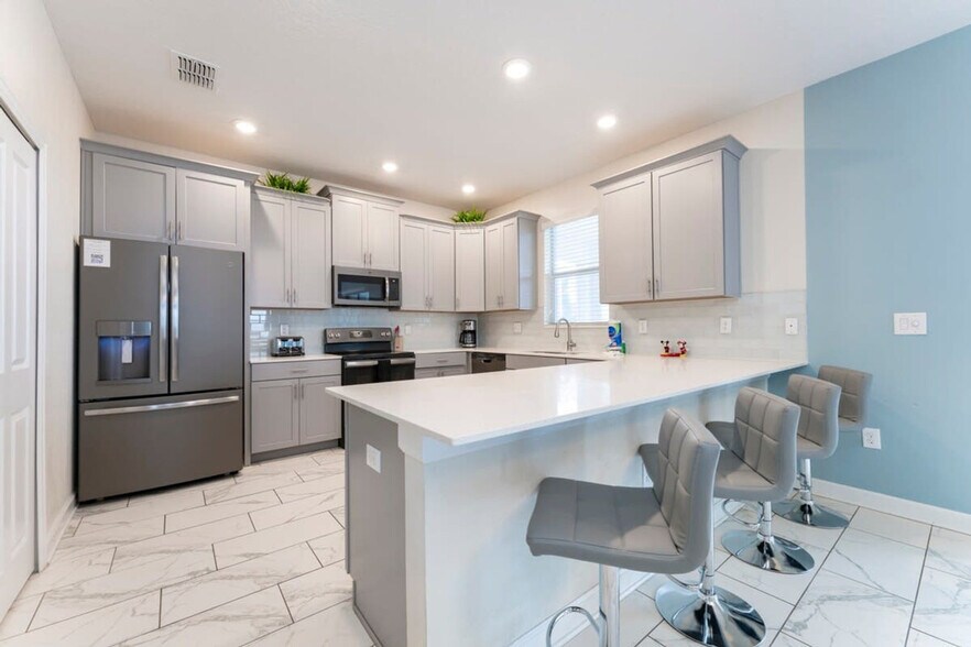 Building Photo - 1520 Maidstone Ct
