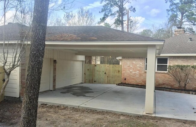 Building Photo - 12830 Raven Tree Dr