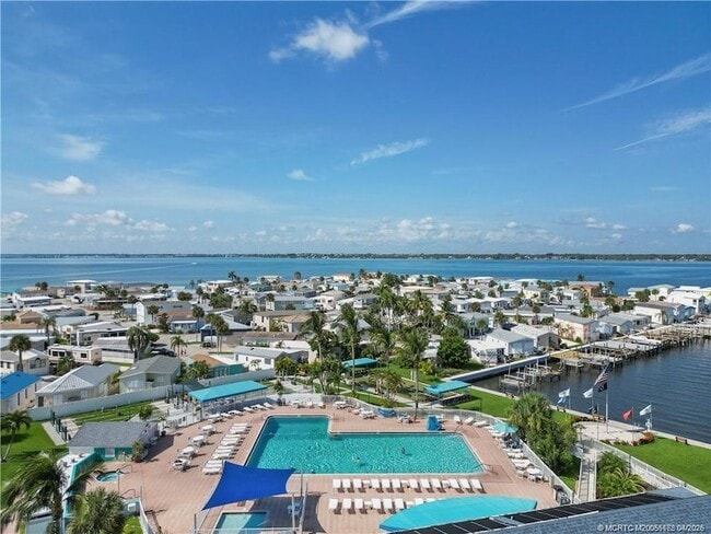 Building Photo - 1077 Nettles Blvd