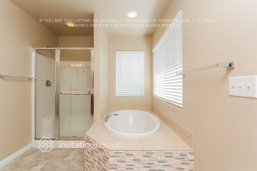 Building Photo - 19301 90th Ave Ct E