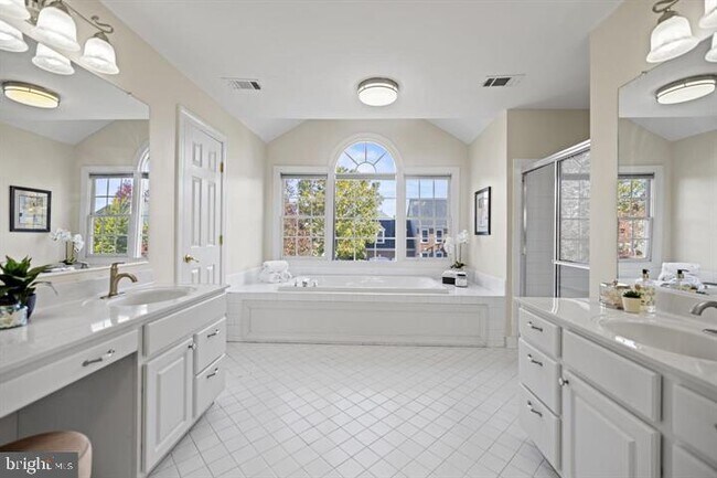 Building Photo - 18953 Longhouse Pl