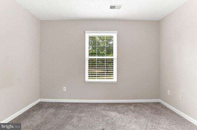 Building Photo - 127 Brookland Terrace
