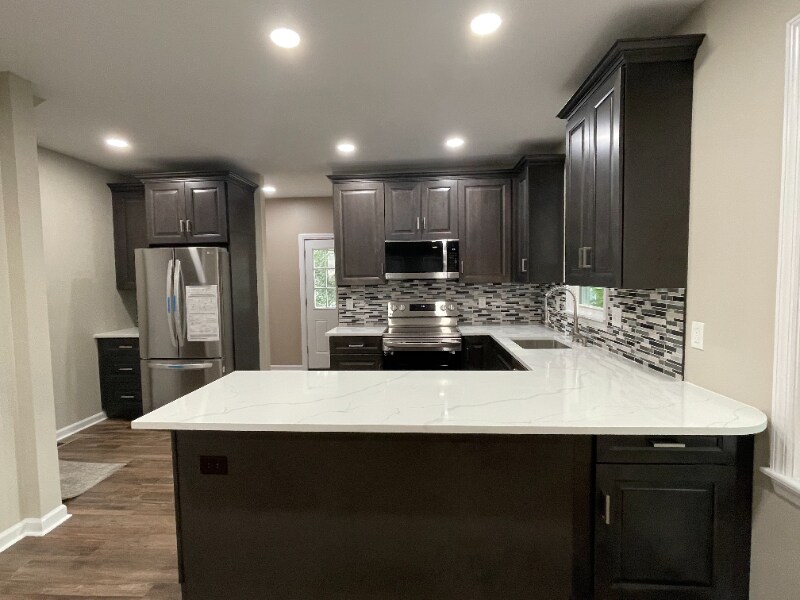 Building Photo - 808 Belmont Ave