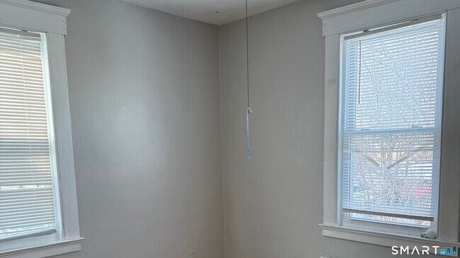 Building Photo - 1428 Dixwell Ave