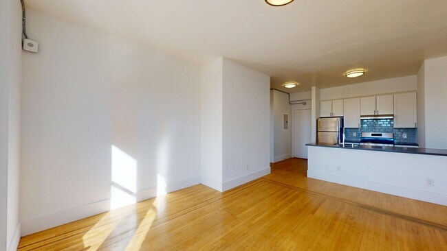 Building Photo - 1408 California St