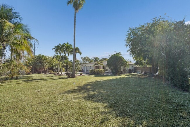 Building Photo - 4971 Ataman St