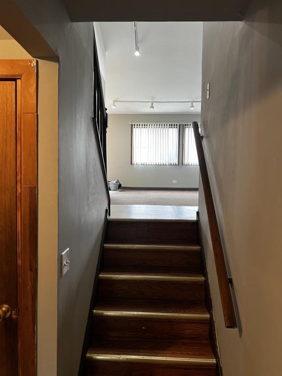 Building Photo - 5623 Santa Barbara Dr