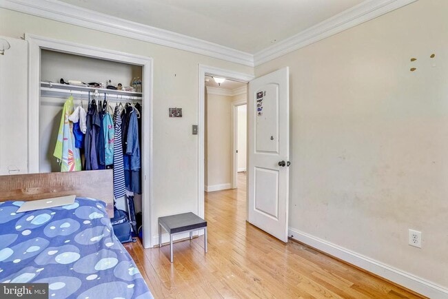 Building Photo - 10145 Colebrook Ave