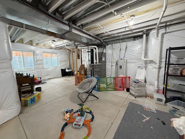 Building Photo - Modern Duplex Near Cherry Creek Trail with Quartz Kitchen, Loft & Low-Maintenance Living