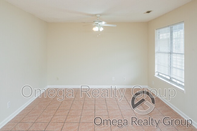 Building Photo - 3328 Meridian St N