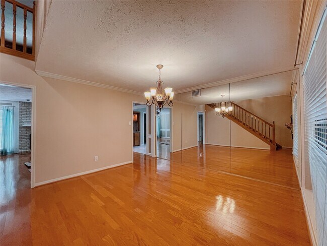Building Photo - 3015 W Steepbank Cir