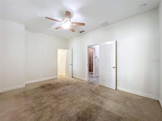 Building Photo - 561 Scotia Pl