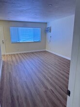 Building Photo - 511 Granger Ter