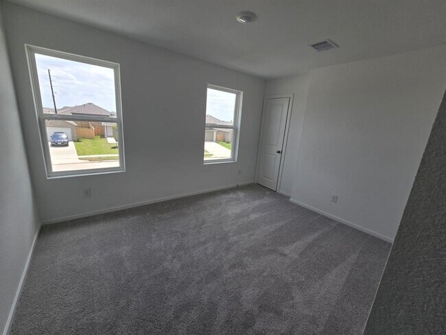 Building Photo - 26706 Dalmatian Bellflower Dr