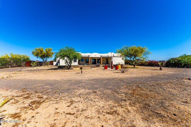 Building Photo - 15225 W Frontier Dr
