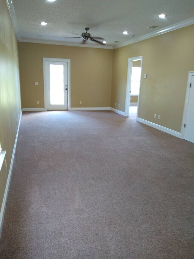Building Photo - 2948 Palmetto Ridge Way