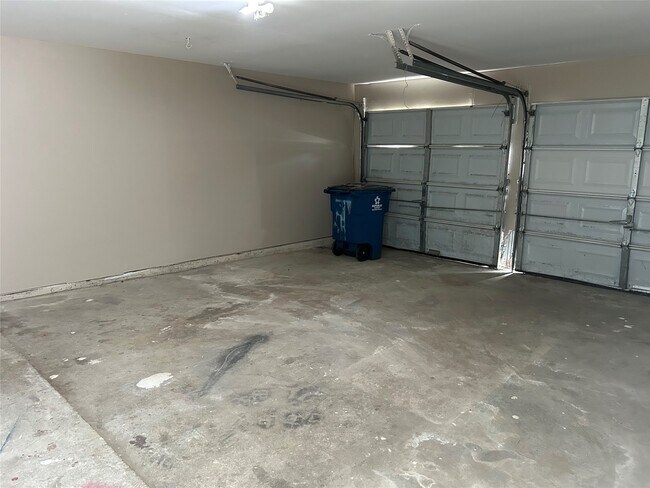 Building Photo - 4215 Spinks Creek Ln