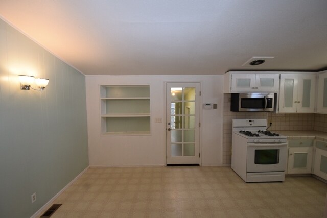 Building Photo - 951 Duchow Way