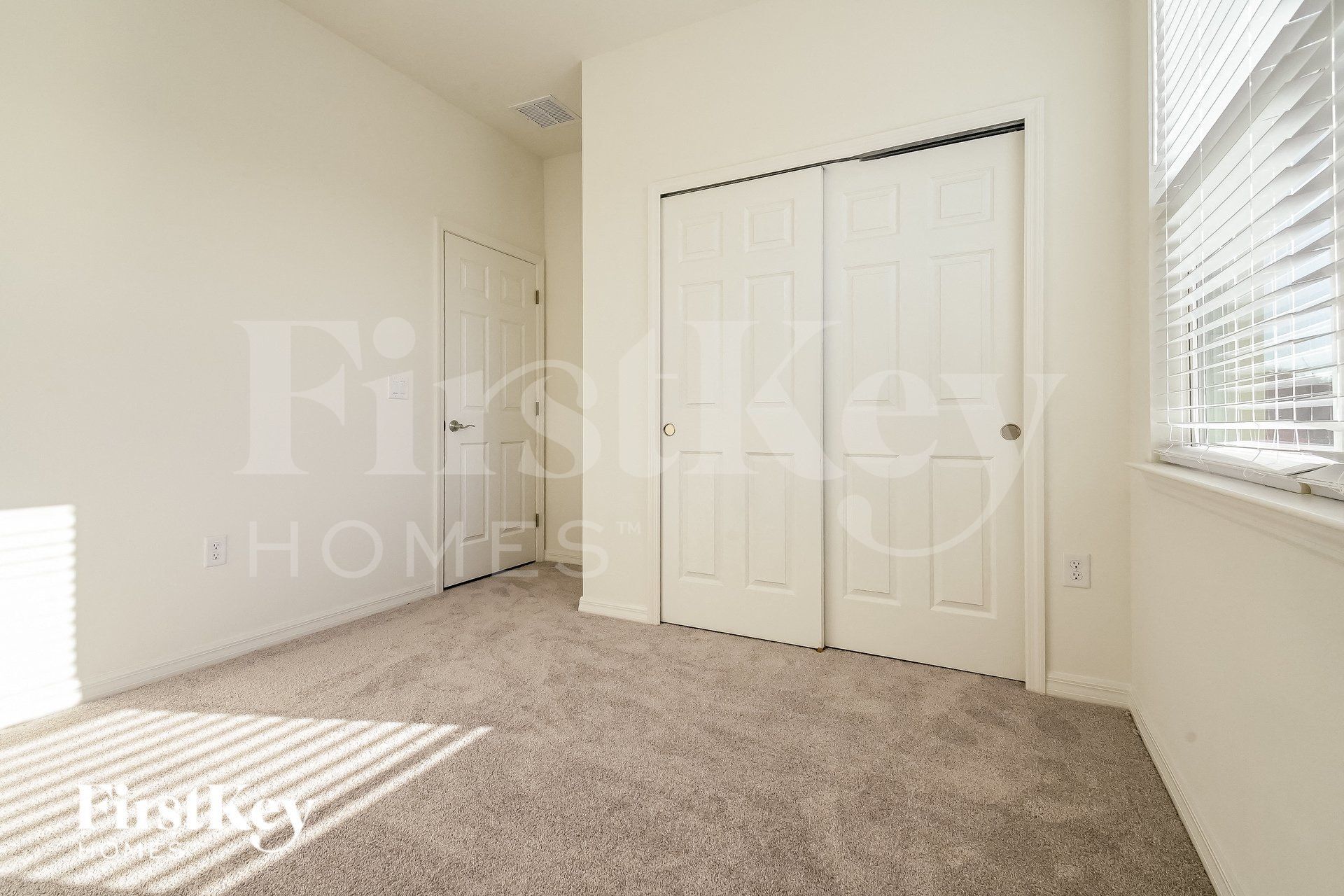 Building Photo - 209 Windsor Reserve Dr