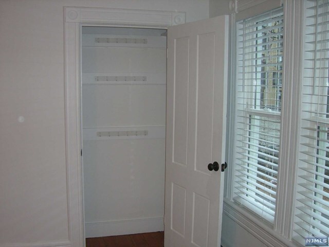 Building Photo - 27 Bellevue Terrace