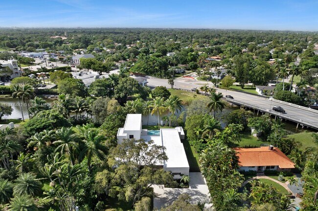 Building Photo - 11150 Griffing Blvd