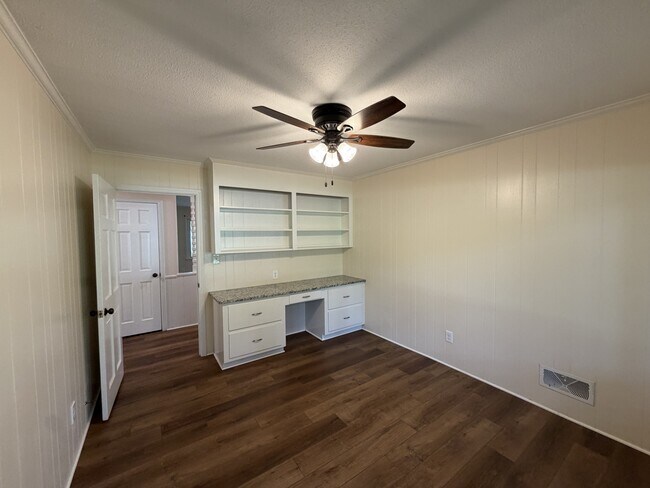 Building Photo - 1130 Turnersburg Hwy