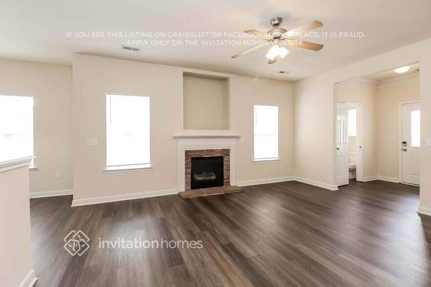 Building Photo - 740 Raindrops Rd