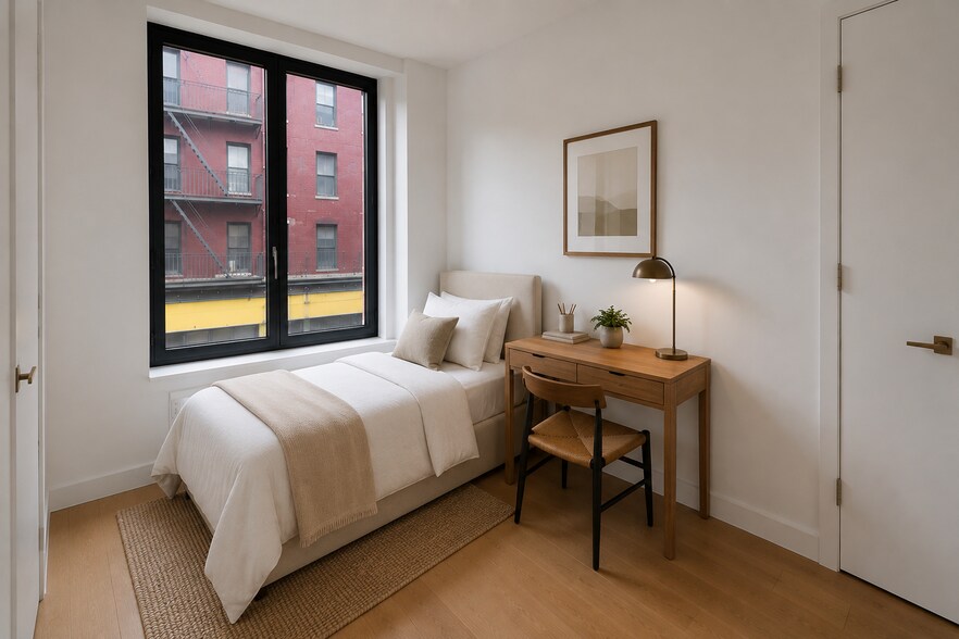 Building Photo - 446 W 44th St