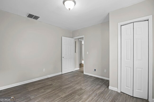 Building Photo - 1005 Westmoor Dr NW