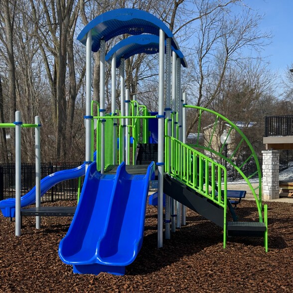 Building Photo - 358 Parker Lake Dr