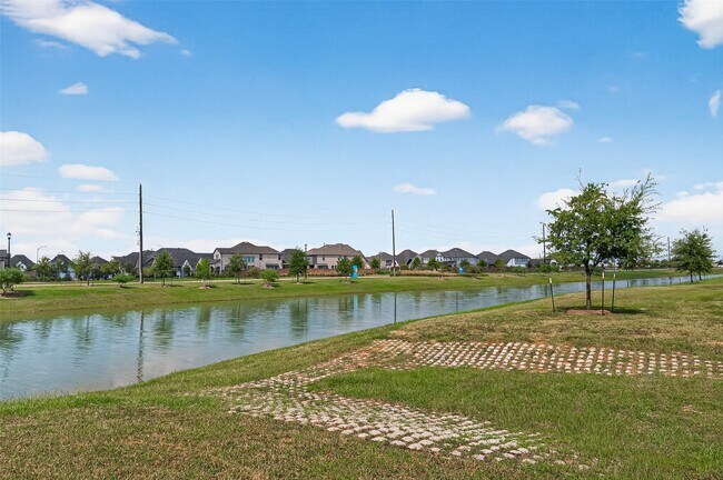 Building Photo - 1028 Laguna Cv Dr