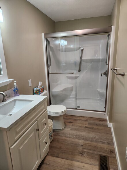 Bathroom 1 - 375 W Cruikshank Rd