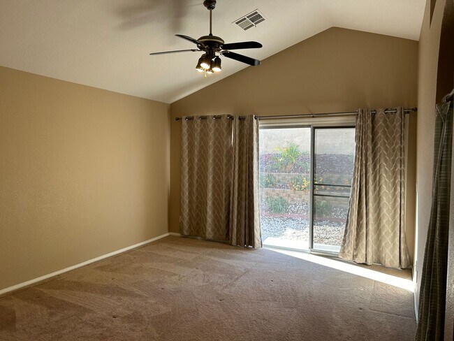 Building Photo - Single story home at Desert Shores