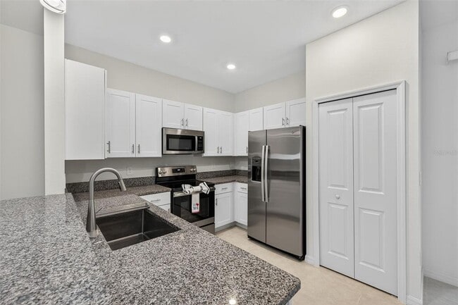 Building Photo - 10349 Trumpet Honeysuckle Wy