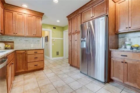 Building Photo - 52 Edgemont Rd