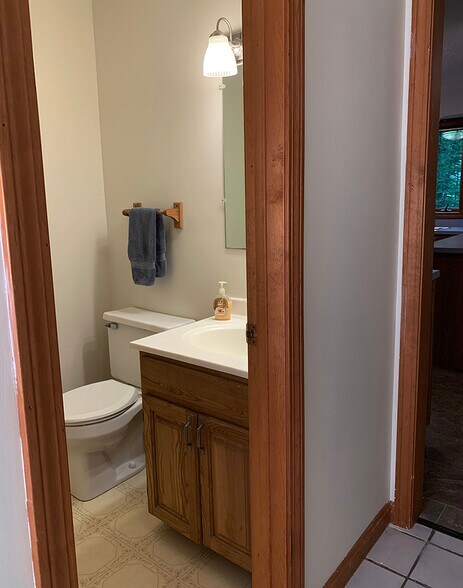 1/2 Bath - 146 Fern Rd