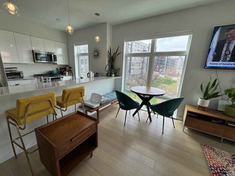 Building Photo - 1 Lisbon St