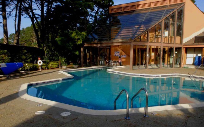 Building Photo - 101 S Lake Merced Hills