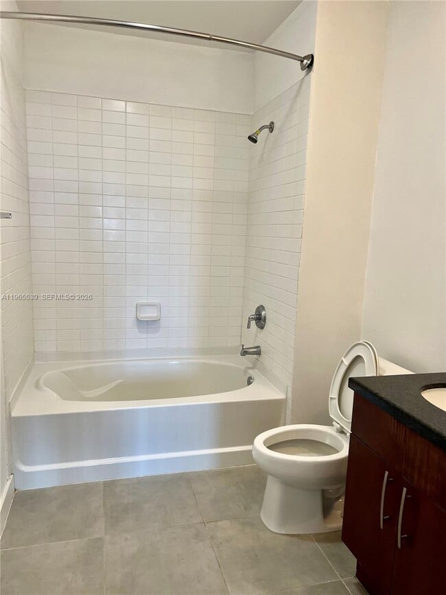 Building Photo - 300 S Australian Ave