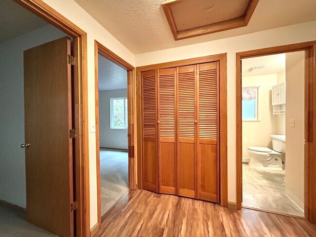 Building Photo - One Of The Top Rated Gems Of 2026: Serene 3 Bed + Bonus Room, 2.5 Bath Spacious House!