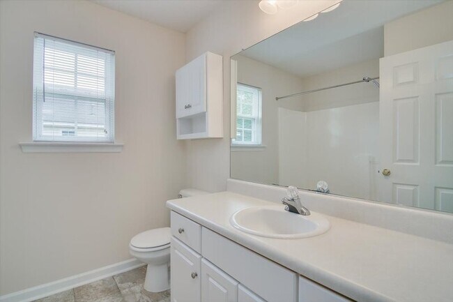 Building Photo - 1242 Watsonia Dr